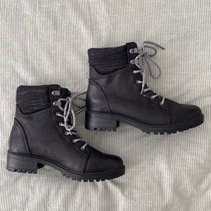 Universal Thread Black Fall Boots